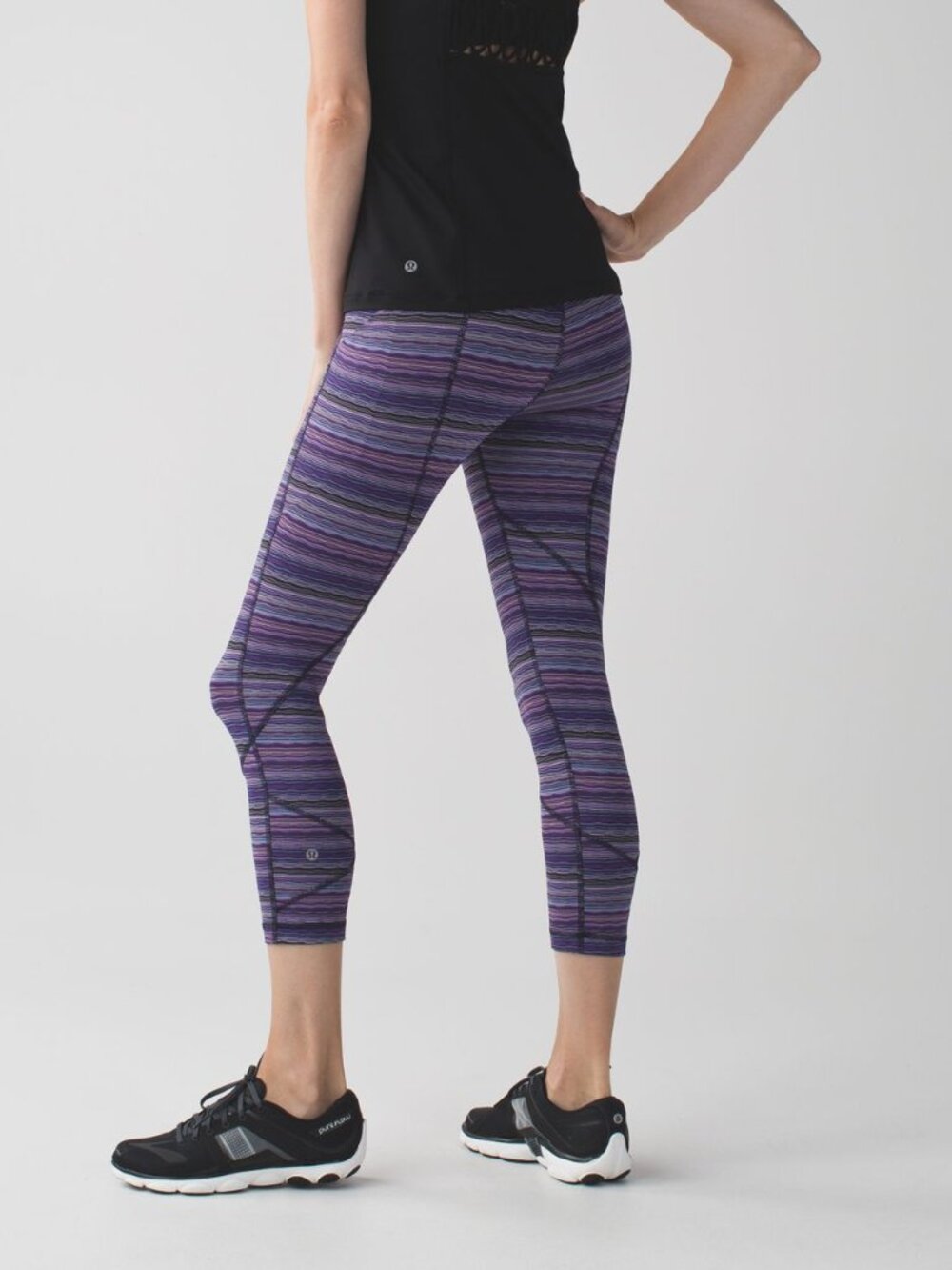 Lululemon Pace Rival Crop Size 2 Space Dye Purple Running Leggings